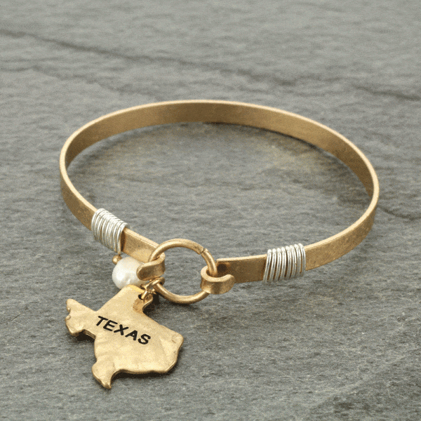 Texas State Map w/Pearl Bangle