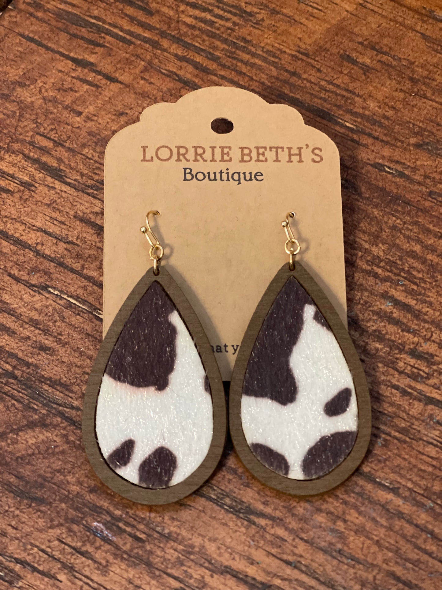 Natalie Wood Brown/White Teardrop Cowhide Wood Earrings