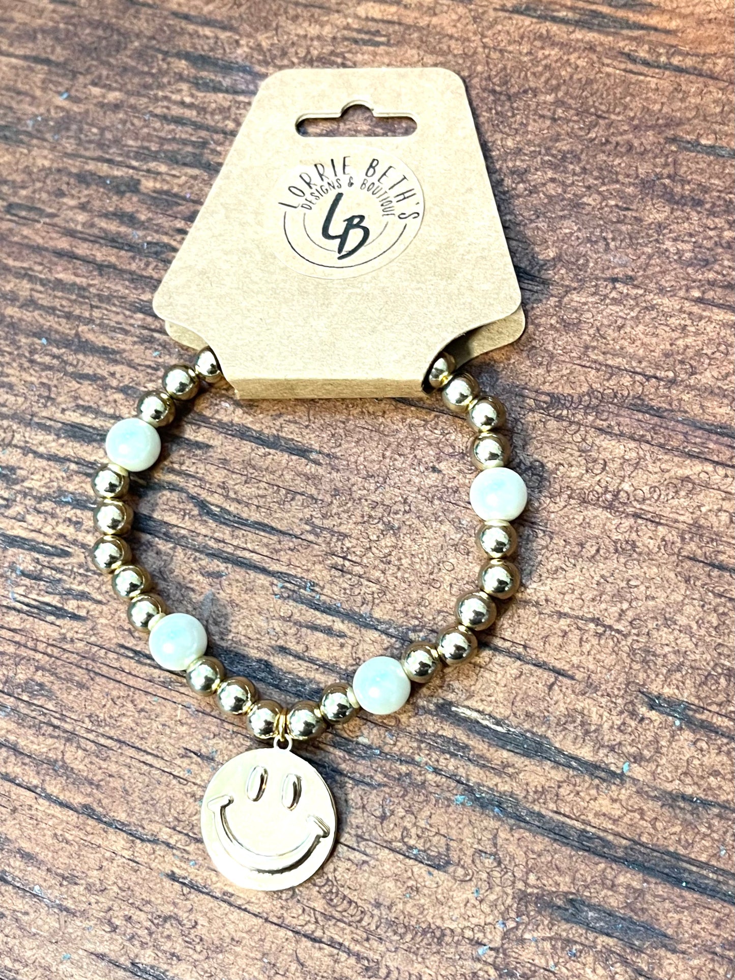 Smiley Charm Stretch Pearl Bracelet